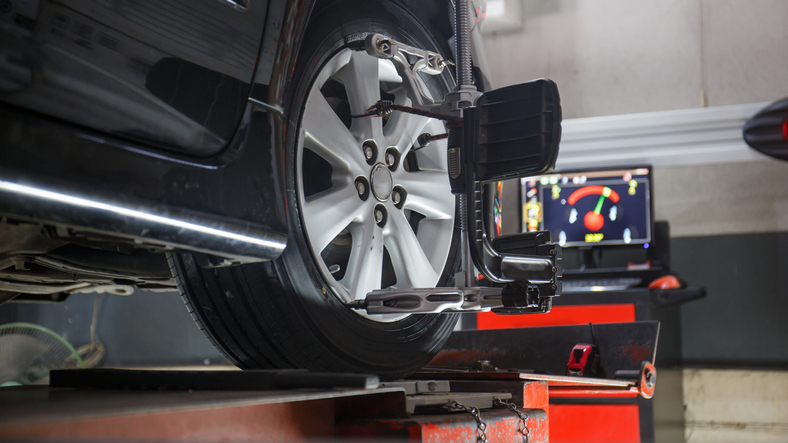 Car wheel alignment